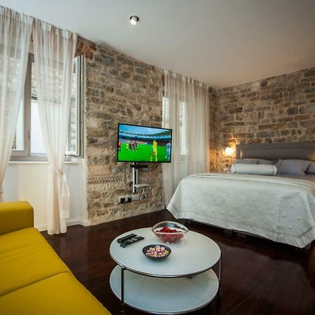 Studio Apartment Offside Split Extérieur photo